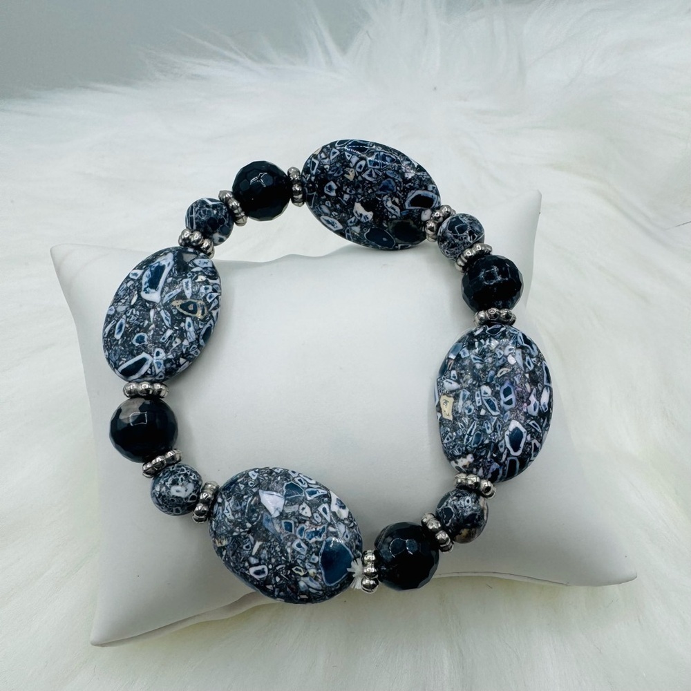 Large Beaded Unique Design Bracelets - Picture 3 of 4
